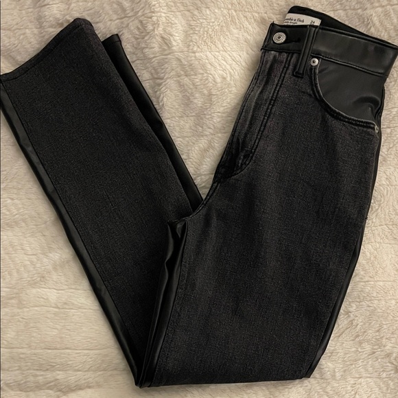 Abercrombie & Fitch Ankle Straight Ultra High Ruse Curve Love NWT - Picture 8 of 8